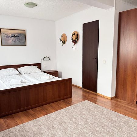 Hotel Complex Select à Mediaş Extérieur photo