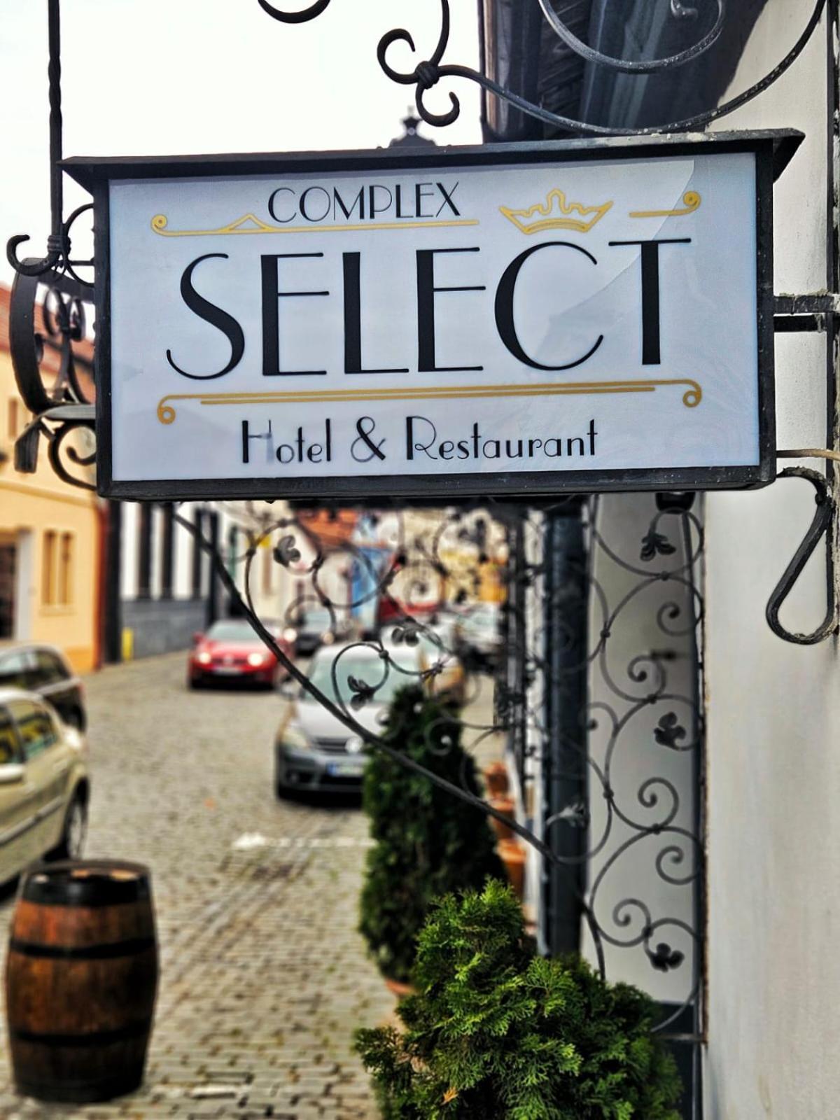 Hotel Complex Select à Mediaş Extérieur photo